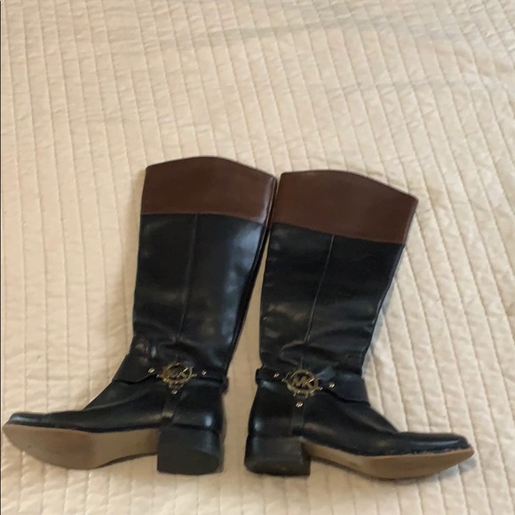 Michael Kors boots - Picture 1 of 10